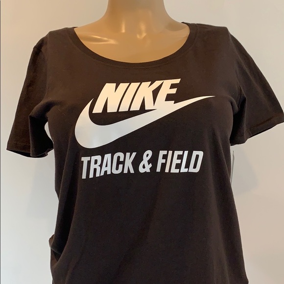 Nike women’s athletic tee size L - Picture 2 of 4